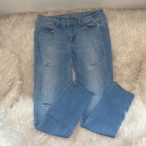 American Eagle light washed jegging size 8